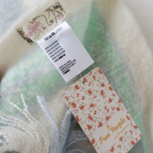 Free People Brushed Racer Stripe Blanket Scarf ~ NWT - Picture 7 of 7